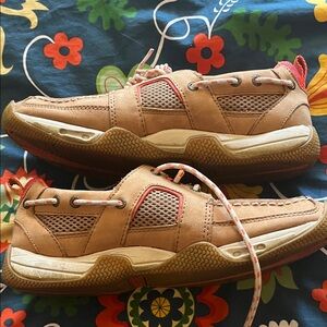 Sperry Tan and Red deck shoes